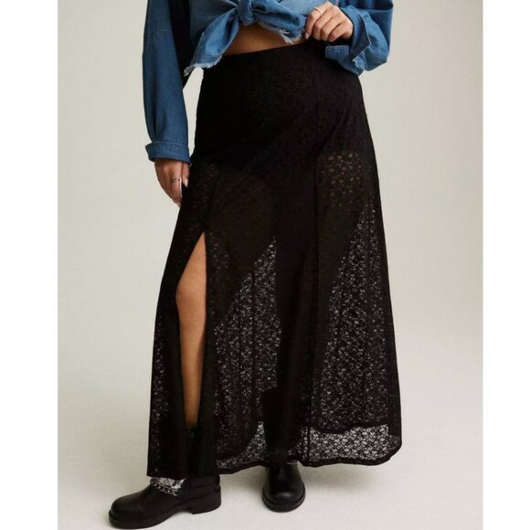 NWT Torrid 3 Festi Black Lace Maxi Skirt w/ Shorts 3X 22 24 - Picture 2 of 8